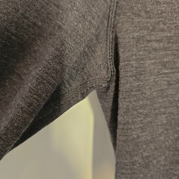 Smartwool Merino Wool Base Layer Charcoal Gray Long Sleeve Shirt Size Small - Picture 9 of 13